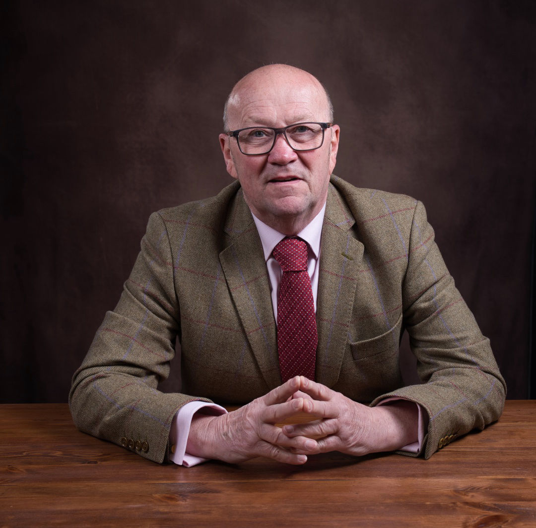 Male corporate headshot taken at JPH Studio